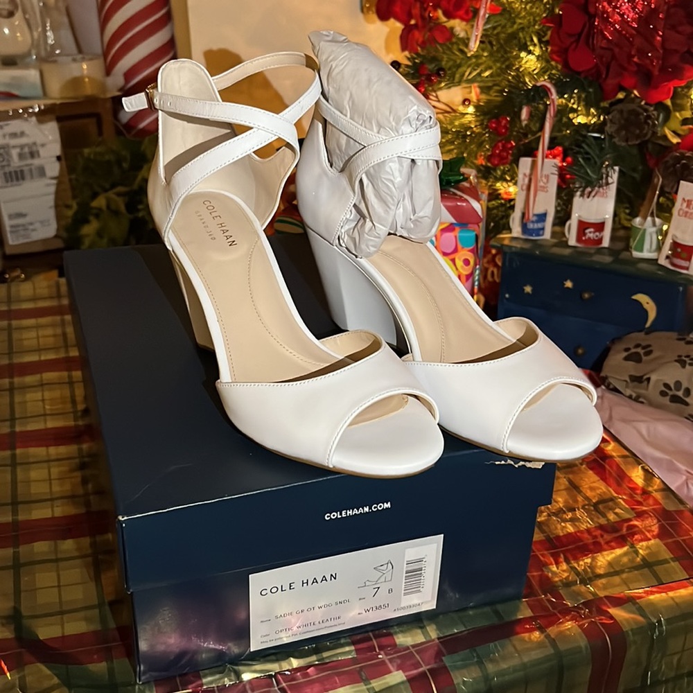 white summer spring wedges